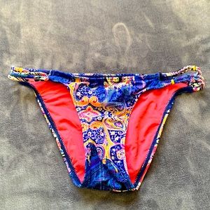 Lost swim bottom XS with free top